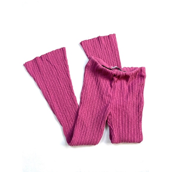 UO Rosie High-Waisted Ribbed Flare Pant - Picture 4 of 6